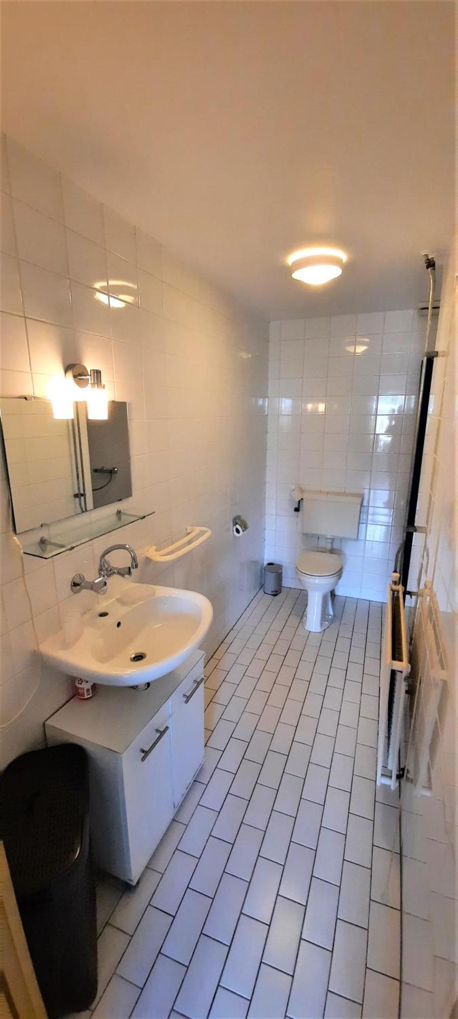 Appartement 2 Met Terras Aan De Tuin Van Op De Roemte Baflo Esterno foto